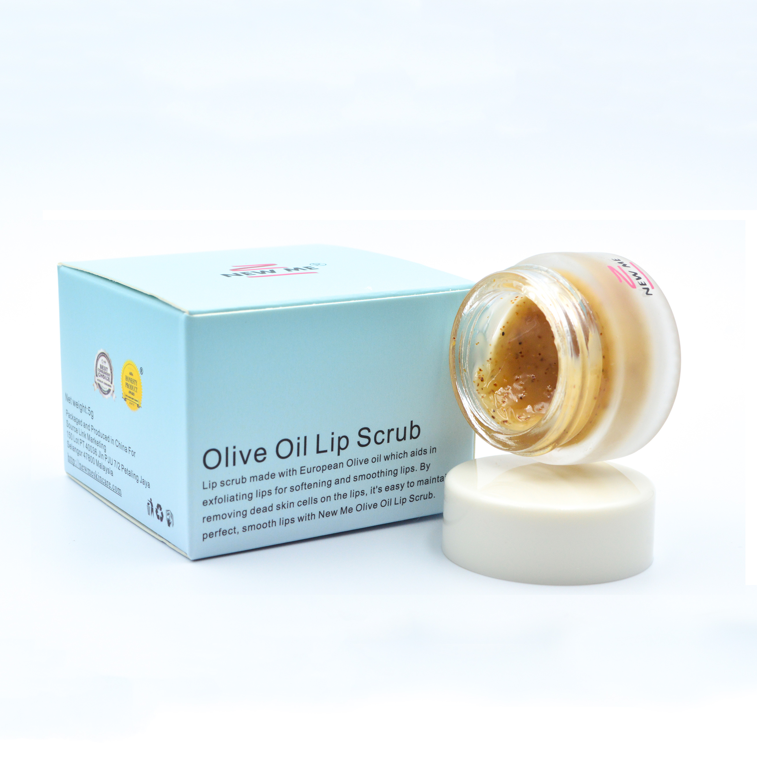 <strong> New Me Olive Oil Lip Scrub </strong>